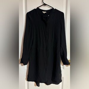Aritzia Wilfred 100% Silk Bossut Lightweight High Low Black Dress Size Small